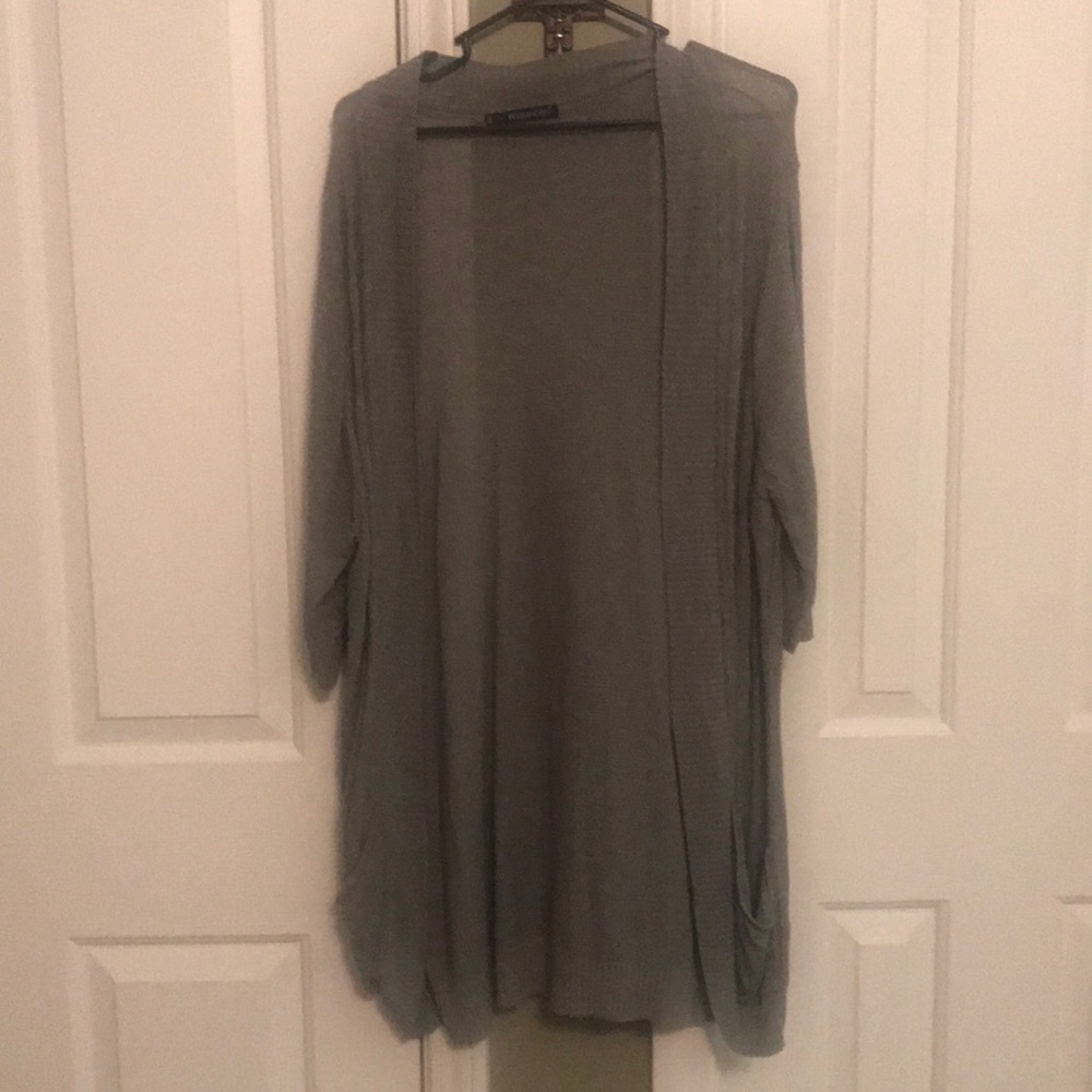 Plus size cardigan from Maurices. Size 2